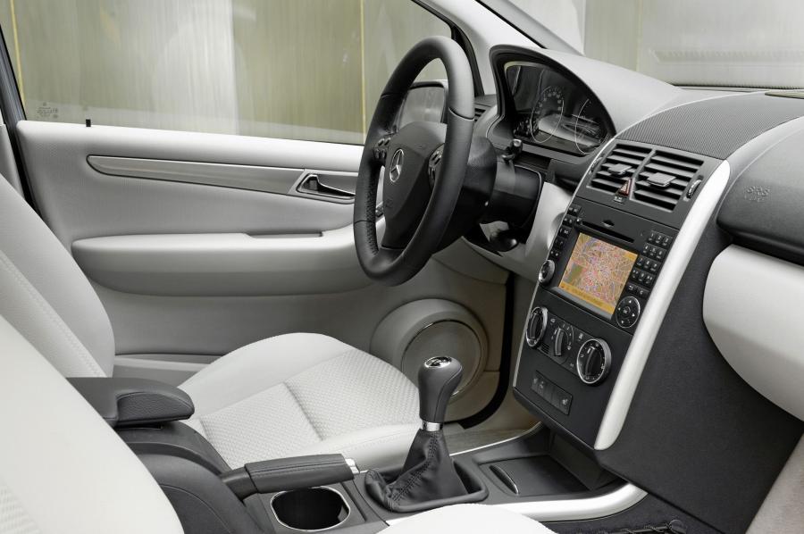  Mercedes-Benz A-Class 5-Door 2009 года  (фото 66 из 114)